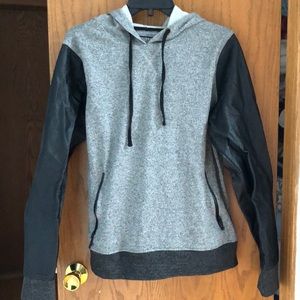 Men’s gray/leatherlike hoodie